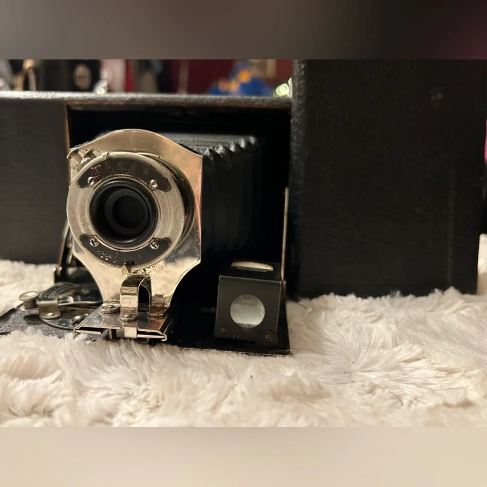 Antique vintage cameras from Germany, Japan, Russia, and USA